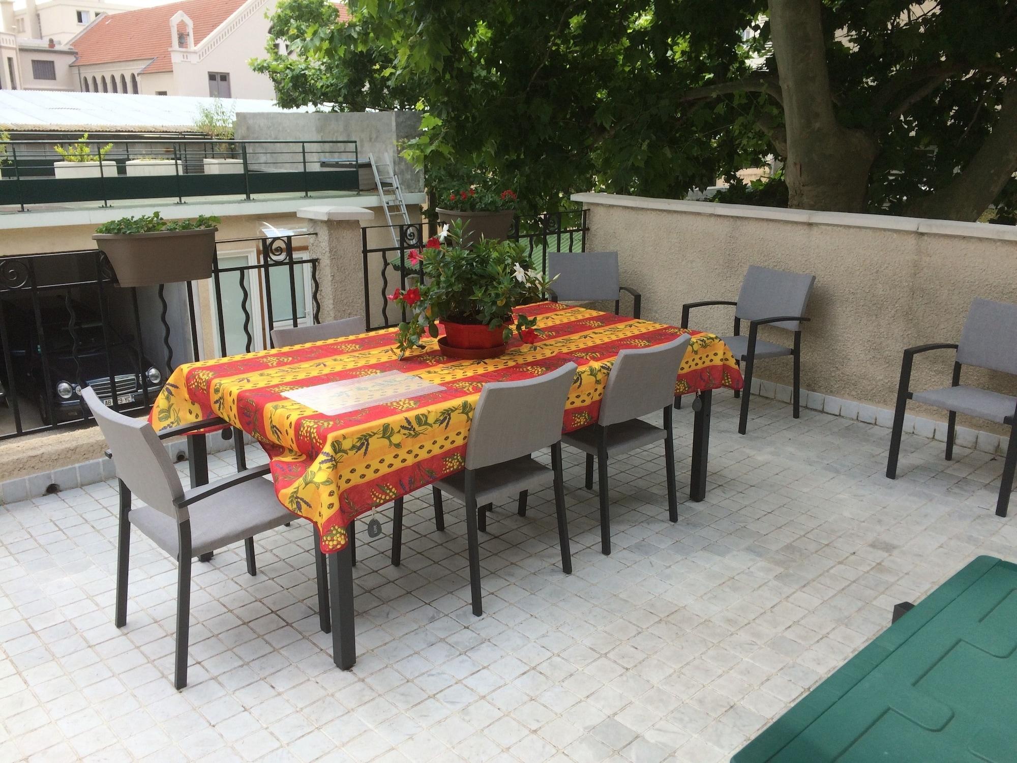 B&B "Clos Feuillat" Лион Экстерьер фото