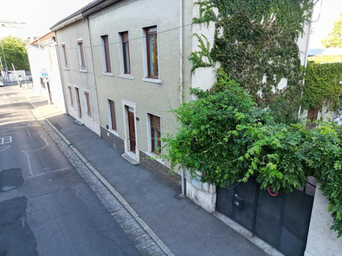 B&B "Clos Feuillat" Лион Экстерьер фото