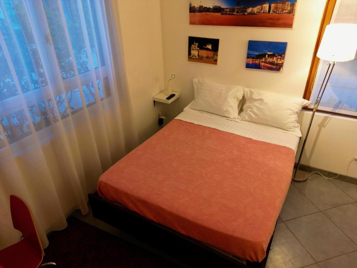 B&B "Clos Feuillat" Лион Экстерьер фото