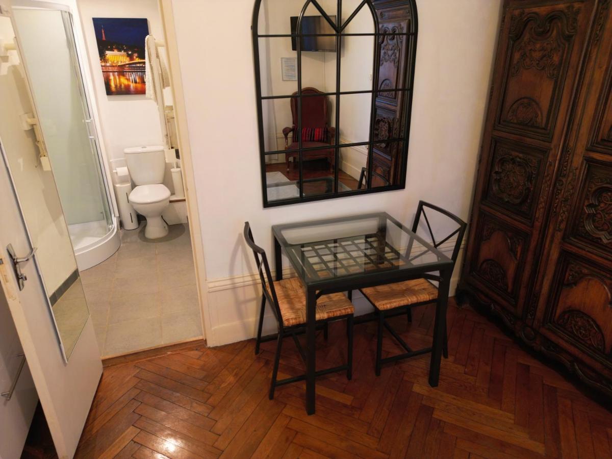 B&B "Clos Feuillat" Лион Экстерьер фото
