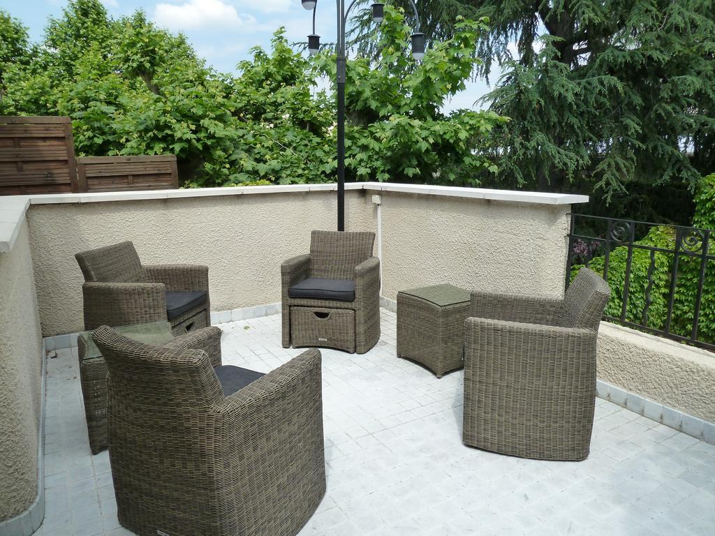 B&B "Clos Feuillat" Лион Экстерьер фото